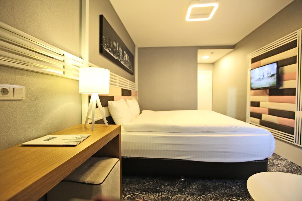 Manhattan Hotel Анкара Екстер'єр фото