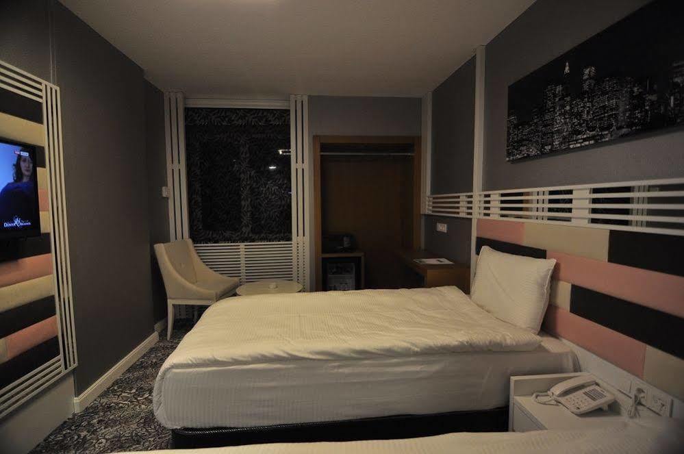 Manhattan Hotel Анкара Екстер'єр фото